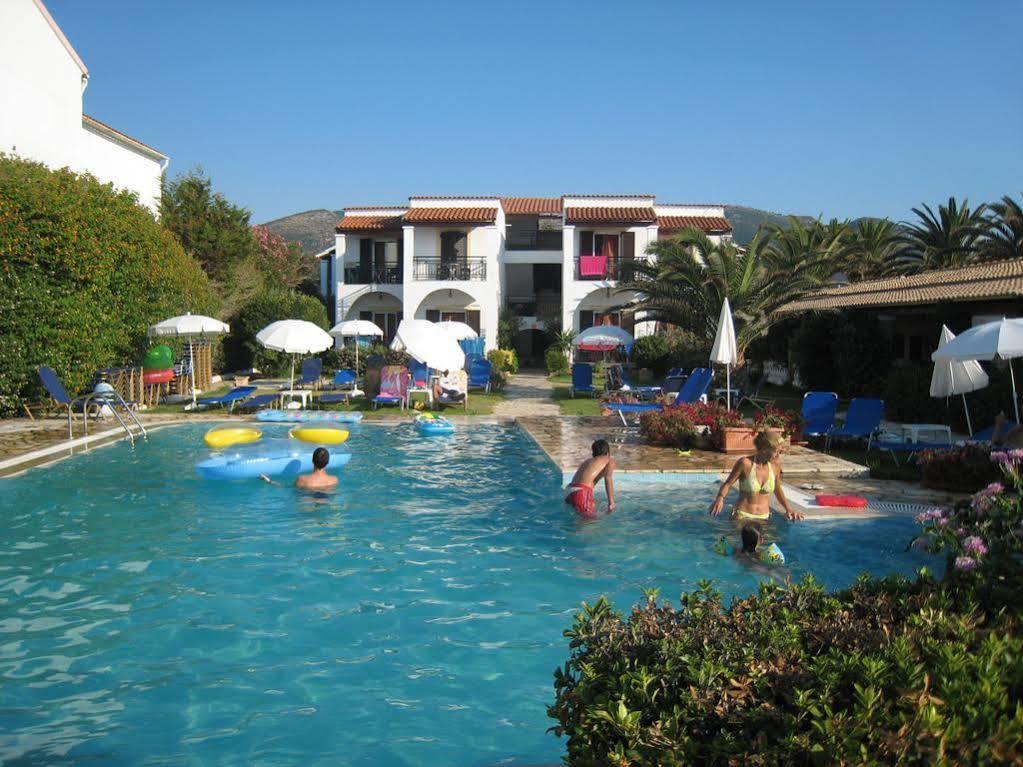 Filorian Hotel Apartments Acharavi  Exterior foto
